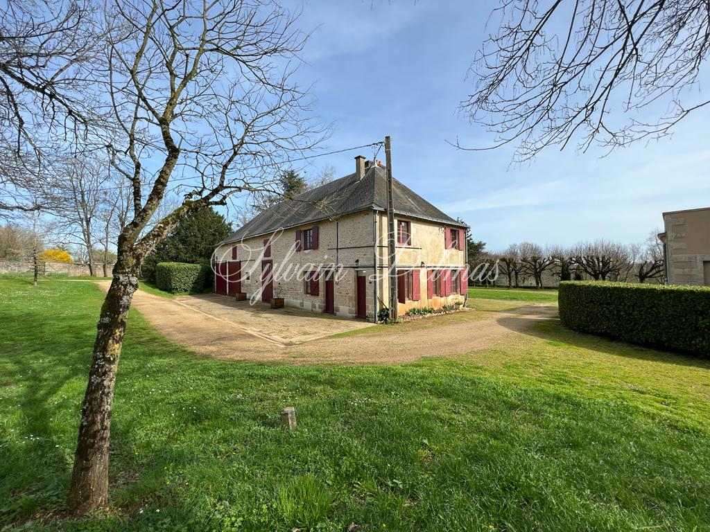 Château XIX° à vendre dans la  Vienne