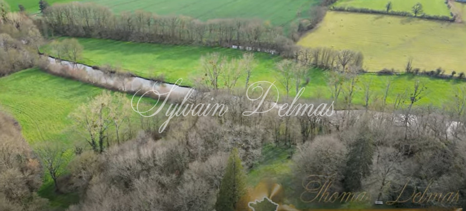 Château XIX° à vendre dans la  Vienne