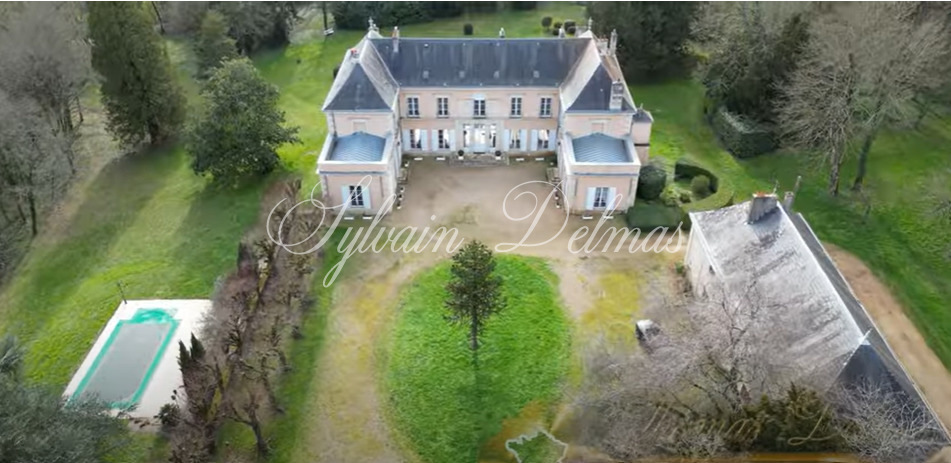 Château XIX° à vendre dans la  Vienne