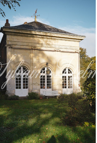 Hôtel particulier — AUTHENTIQUE ORANGERIE DU XVIII ÉME SIÈCLE AUX PORTES DE NANTES