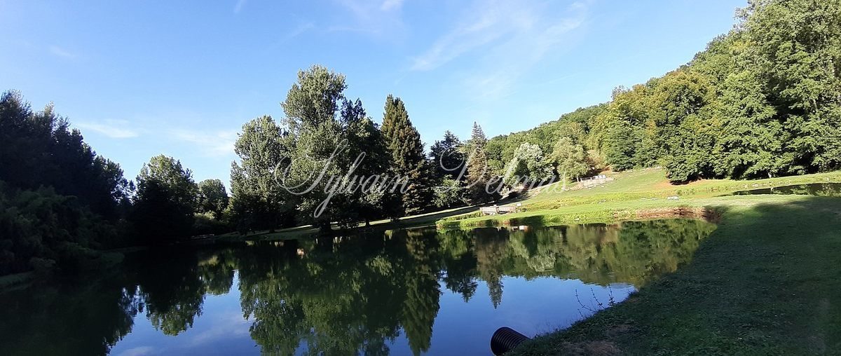 Domaine — A VENDRE Hôtel restaurant proche de Sarlat