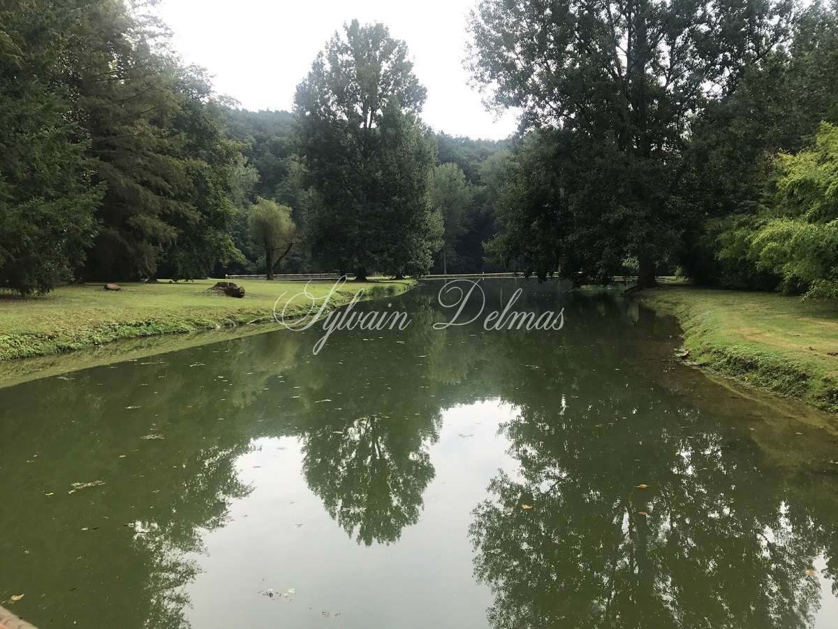 Domaine — A VENDRE Hôtel restaurant proche de Sarlat