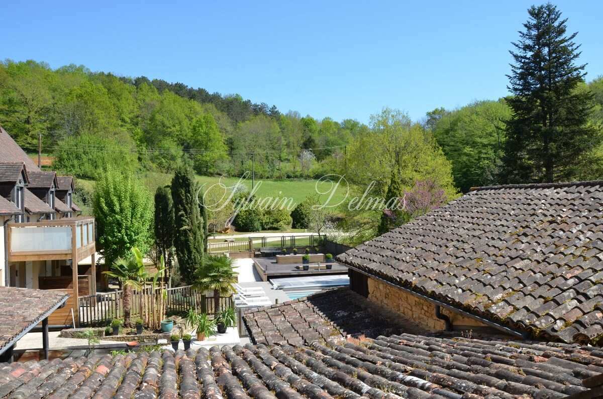 Domaine — A VENDRE Hôtel restaurant proche de Sarlat