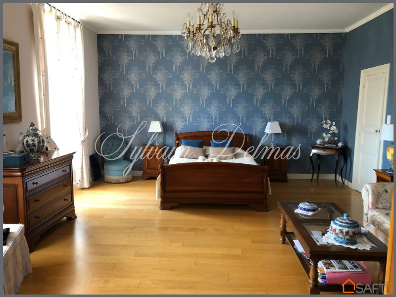 Château XIX° à vendre à 10 minutes du centre d'Angoulême