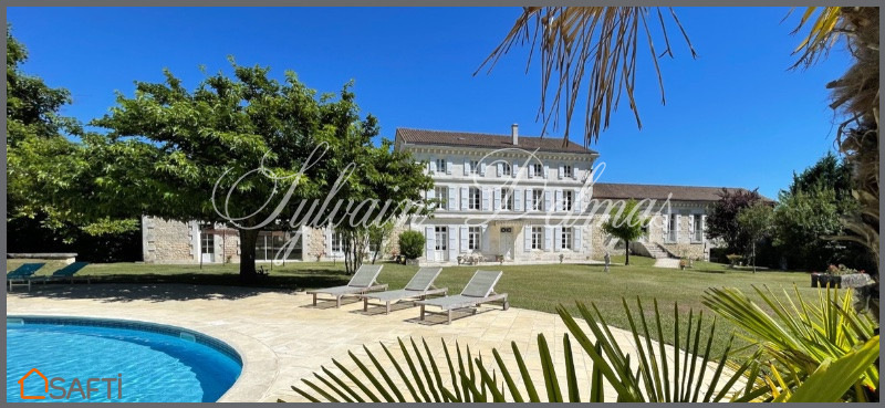 Château XIX° à vendre à 10 minutes du centre d'Angoulême