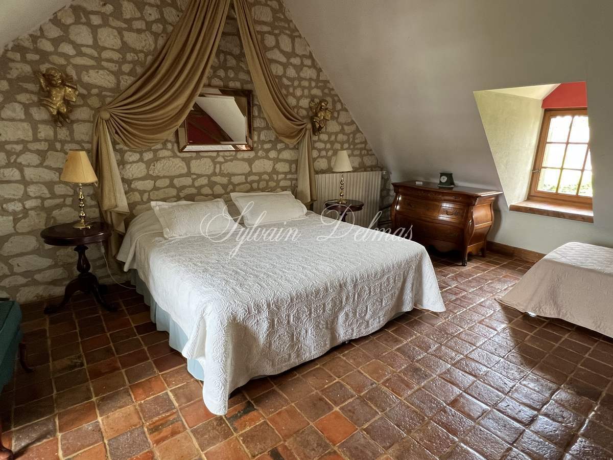 Domaine — Ensemble immobilier du XIX° gites, chambres d'hôtes, mobil home,