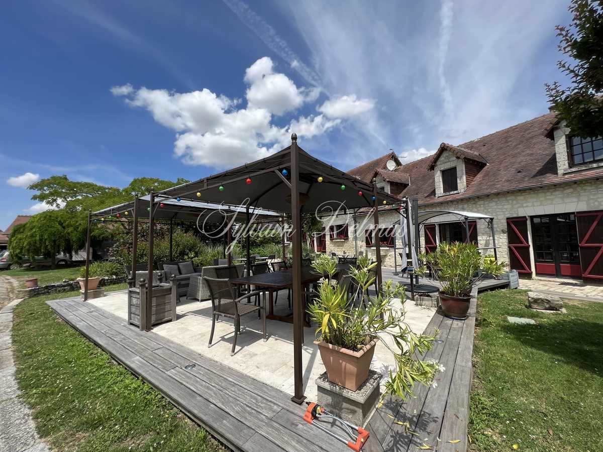 Domaine — Ensemble immobilier du XIX° gites, chambres d'hôtes, mobil home,