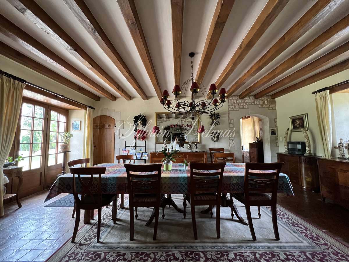 Domaine — Ensemble immobilier du XIX° gites, chambres d'hôtes, mobil home,