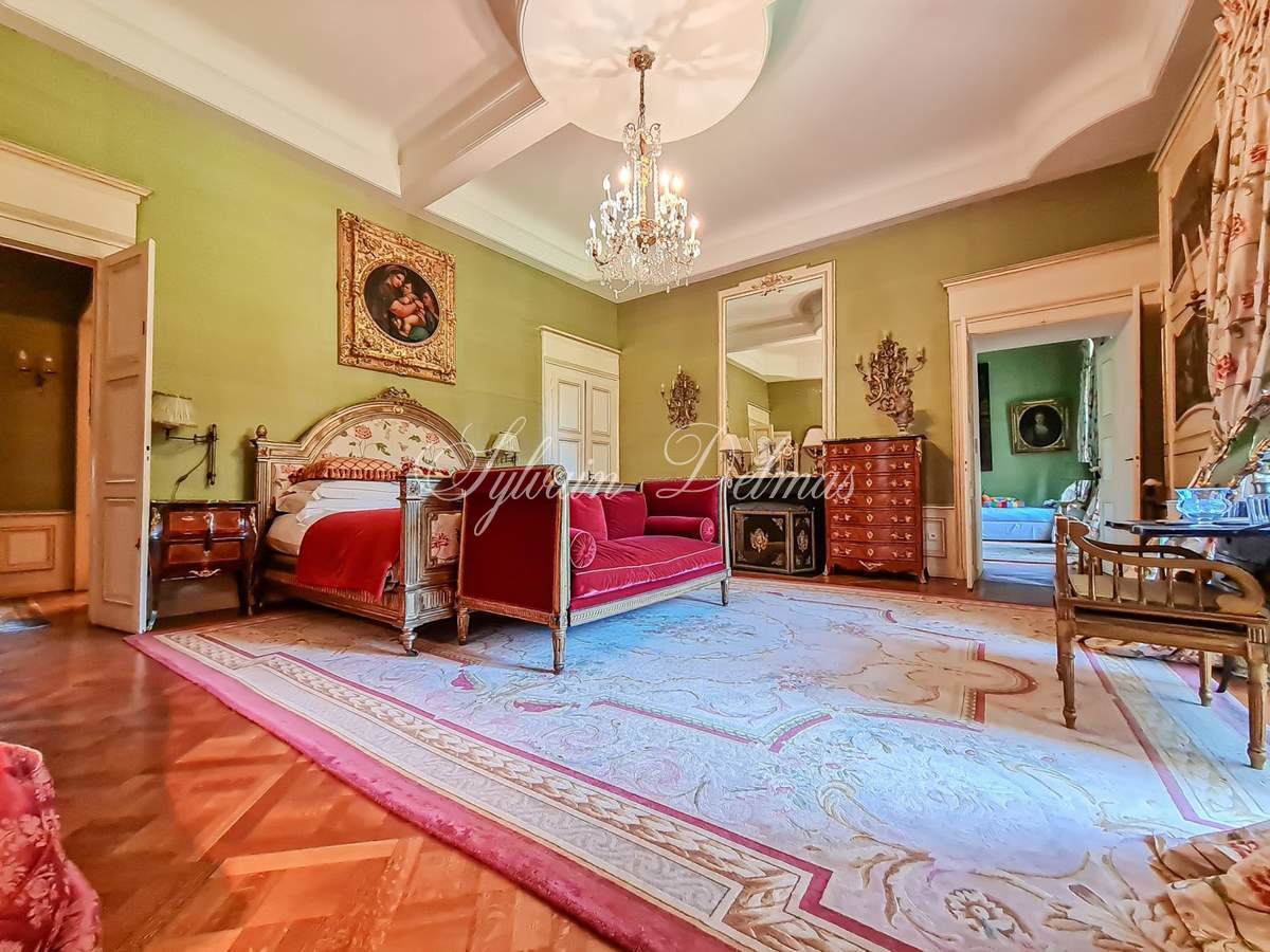 Château — EXCEPTIONNEL ET UNIQUE A VENDRE CHATEAU SUR LE LAC LEMAN
