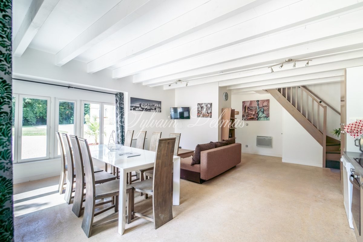 Château XIX° chambres d'hôtes et salle de réception 400M²