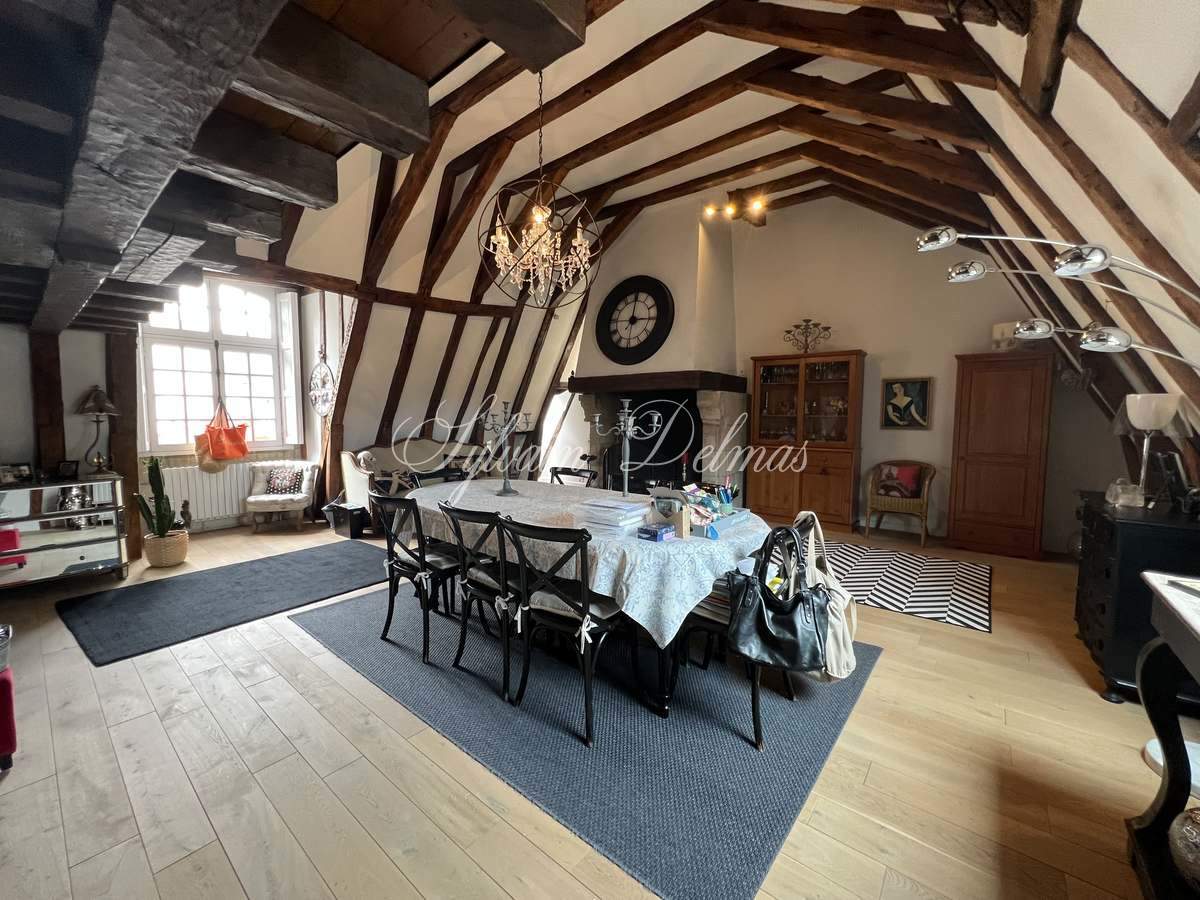 Appartement d'exception — APPARTEMENT D'EXCETION T8  QUARTIER HISTORIQUE DE TOURS