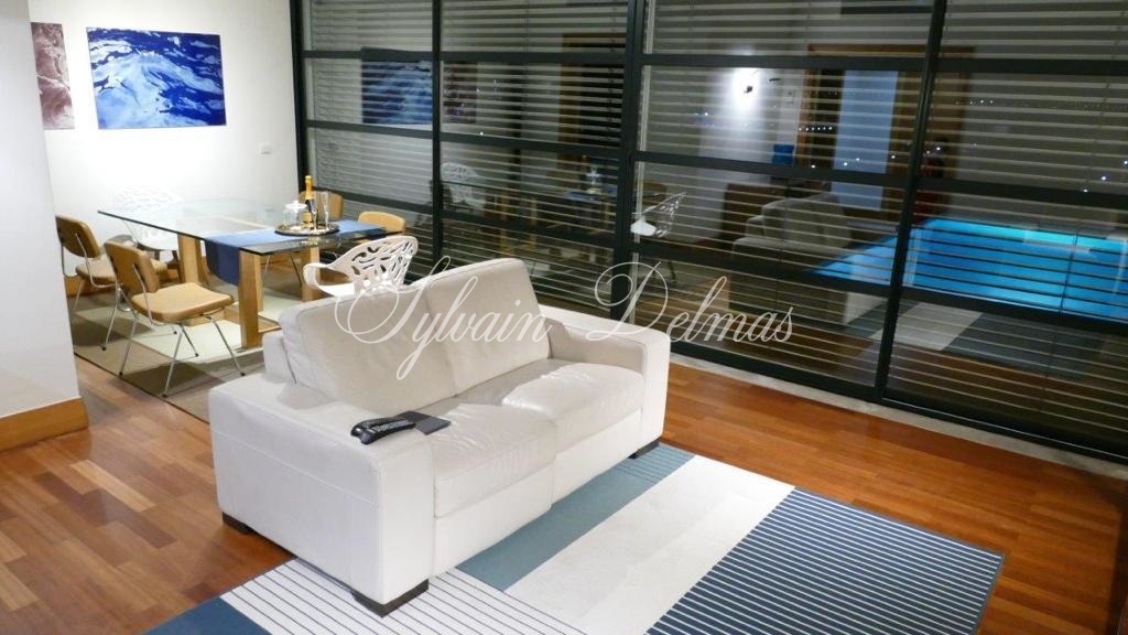 Appartement d'exception — UNIQUE A SAISIR APPARTEMENT T4 FROND DE MER A LISBONNE