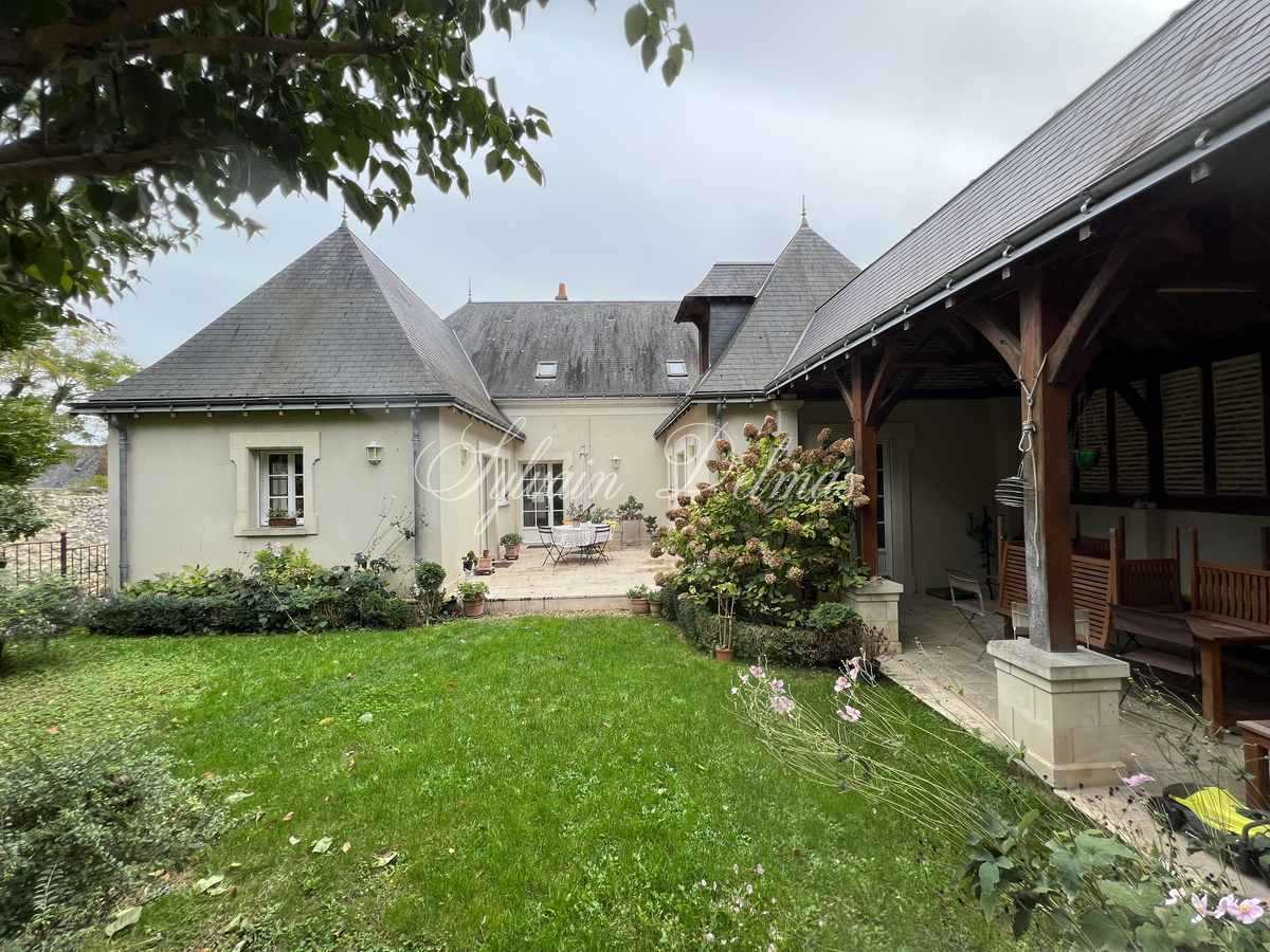 Maison contemporaine de 320M² et 500M² de jardin proche quartier Cathédrale