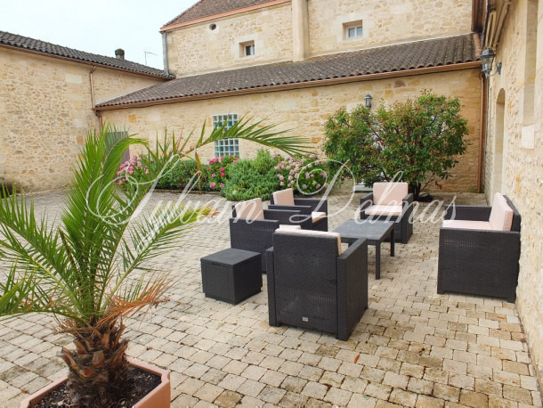 Propriété viticole — Château XIX° gîtes, chambres d'hôtes et vignoble dans le Bordelais.