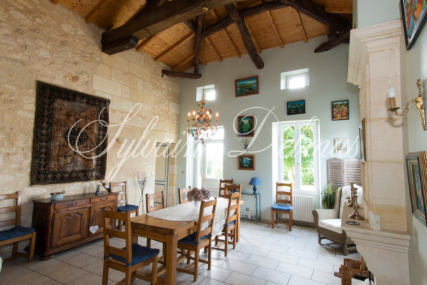 Propriété viticole — Château XIX° gîtes, chambres d'hôtes et vignoble dans le Bordelais.