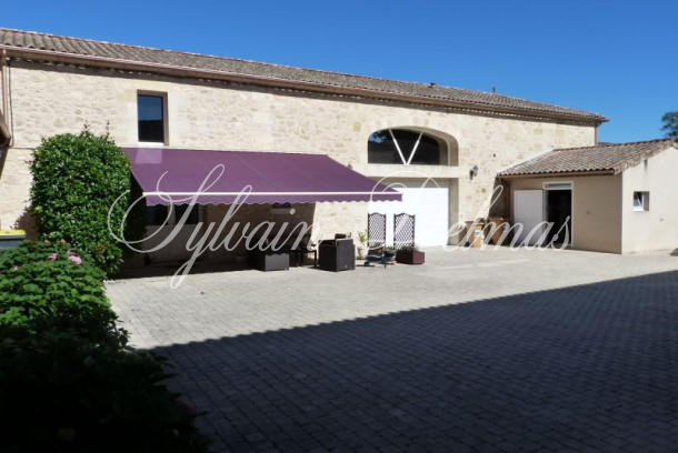 Propriété viticole — Château XIX° gîtes, chambres d'hôtes et vignoble dans le Bordelais.