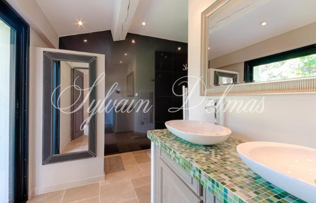 VILLA D'EXCEPTION A RAMATUELLE