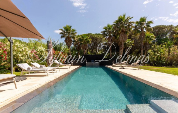 VILLA D'EXCEPTION A RAMATUELLE