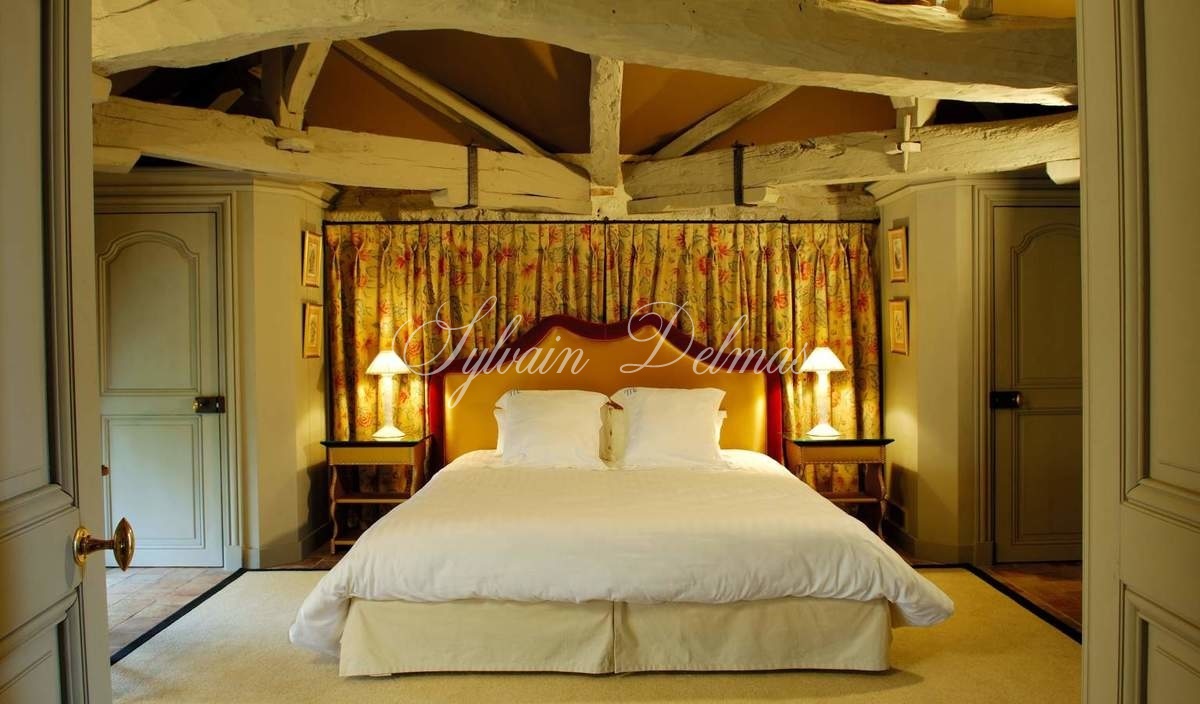 Château — EXCEPTIONEL Hôtel restaurant étoilé au cœur d'une bastide