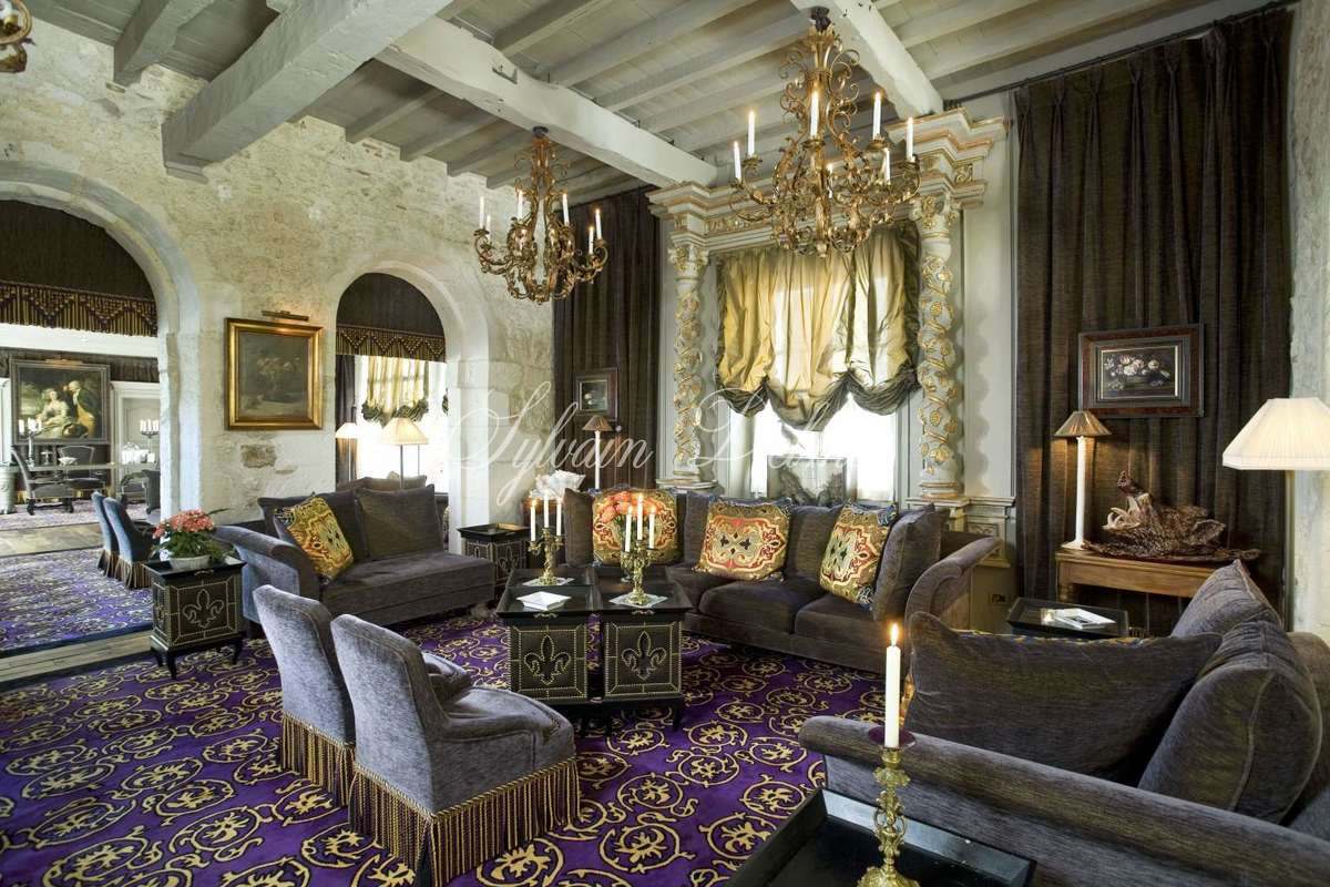 Château — EXCEPTIONEL Hôtel restaurant étoilé au cœur d'une bastide