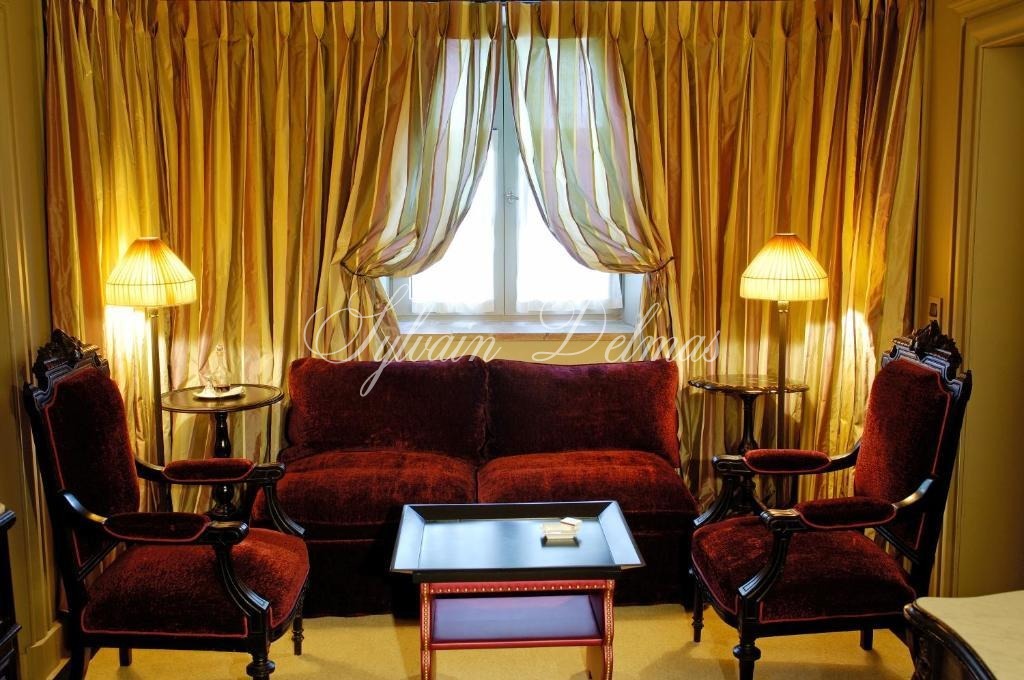 Château — EXCEPTIONEL Hôtel restaurant étoilé au cœur d'une bastide