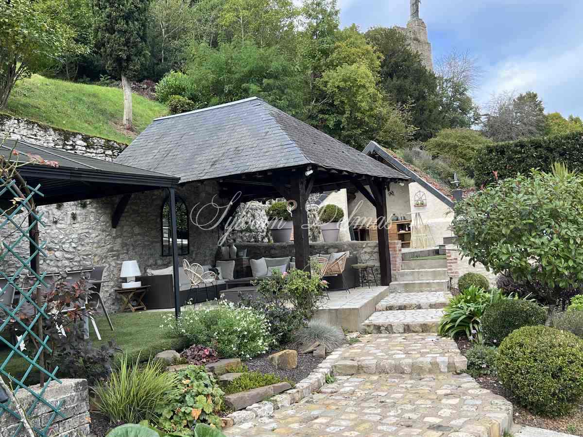 Maison de maître — PROPRIETE DU XIX° SURBLOMBANT L'INDRE