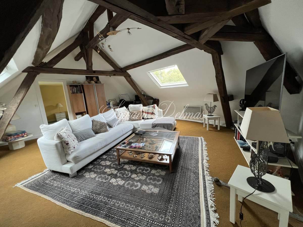 Maison de maître — PROPRIETE DU XIX° SURBLOMBANT L'INDRE