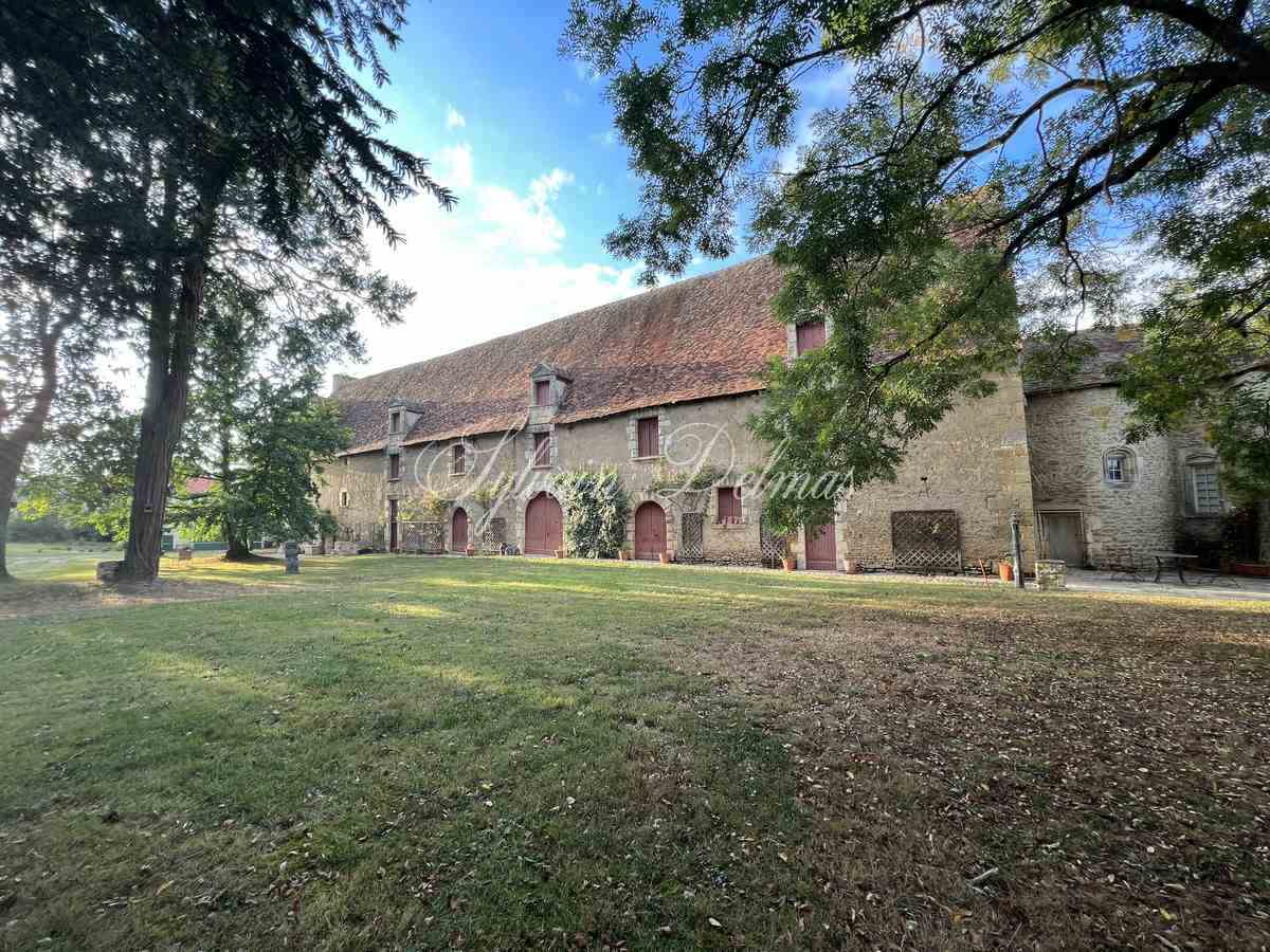 Majestueux château dans l'Indre