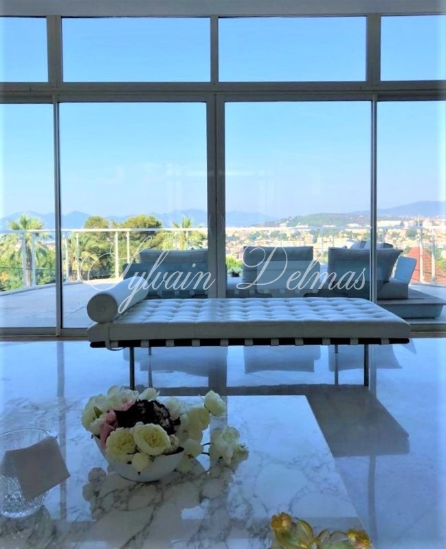 VILLA D'EXCEPTION A CANNES
