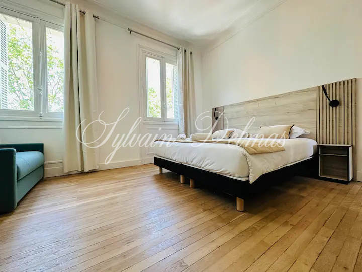 Appartement d'exception — APPARTEMENT T4 DE STANDING MEUBLE TOURS CENTRE