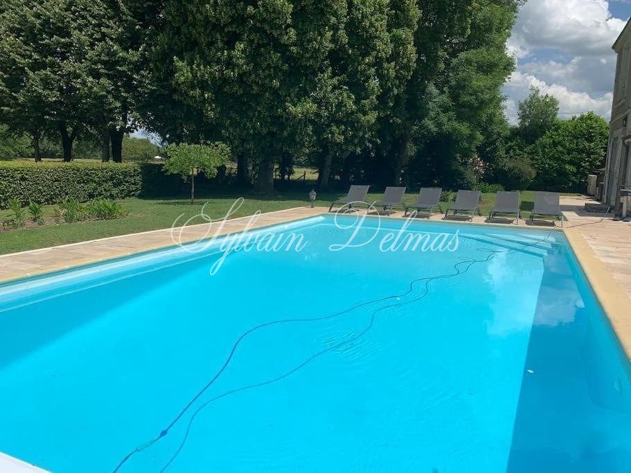 Domaine — Magnifique propriété XVIII / XIX ème. à 10 KM Ouest de Tours
