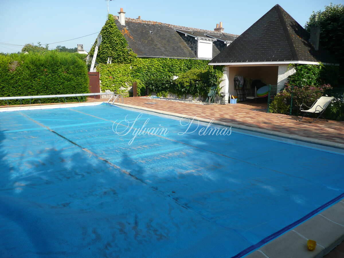 Domaine — PROPRIETE SUR 1.5 HECTARES EN PERIPHERIE DE TOURS SUD