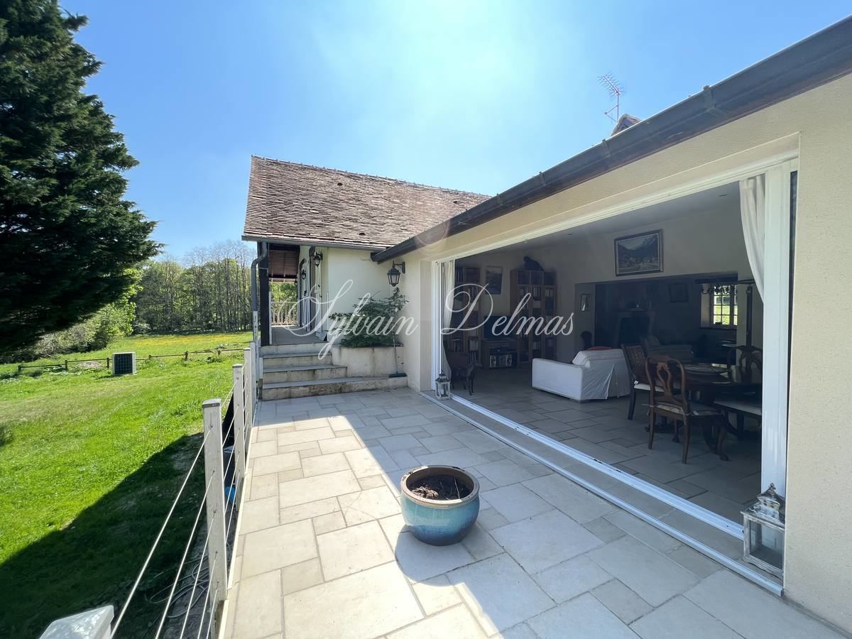 Domaine — Sublime ferme du XVIième restaurée, 270 M² habitables à 15 km de Tours