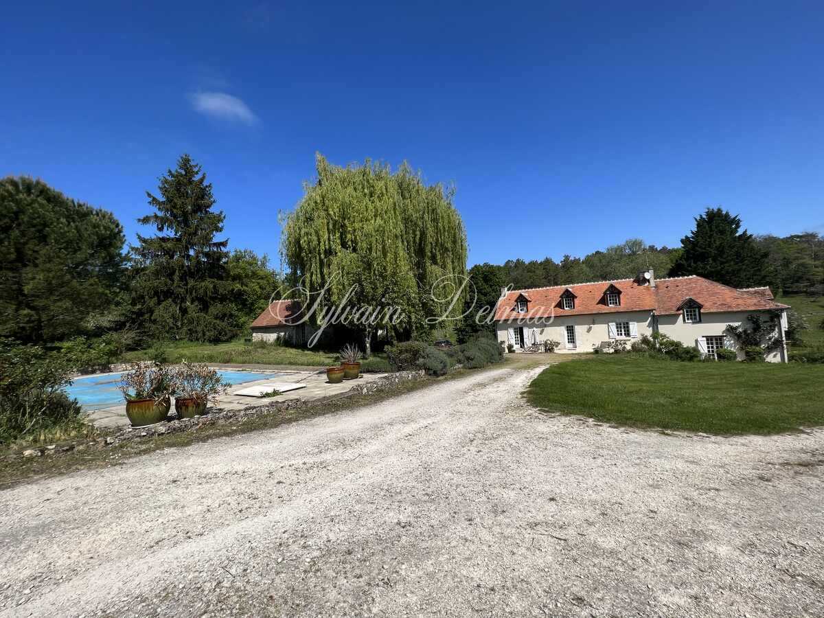 Domaine — Sublime ferme du XVIième restaurée, 270 M² habitables à 15 km de Tours