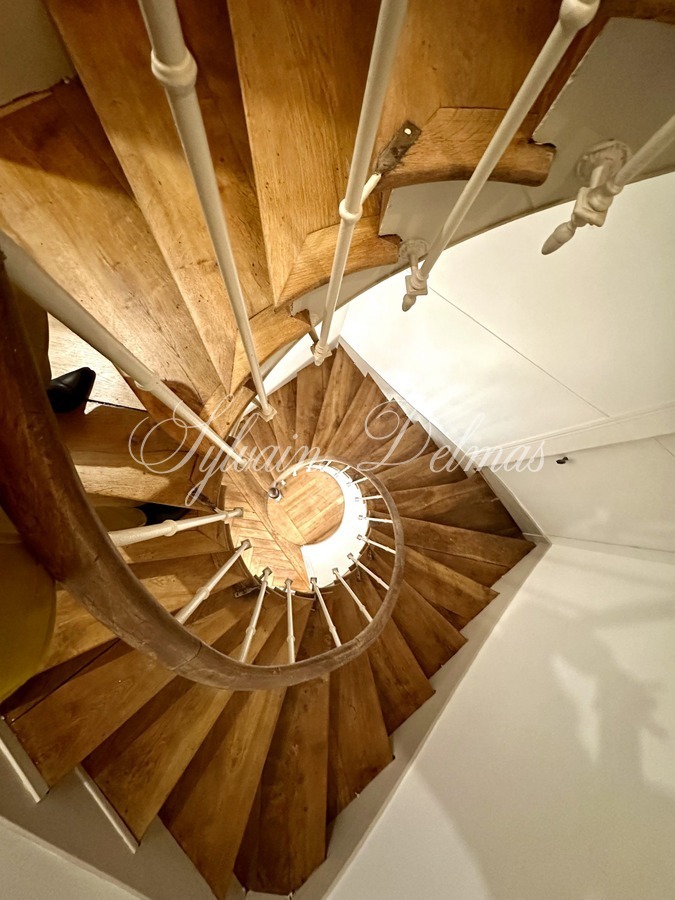 Hôtel particulier — HOTEL PARTICULIER TOURS BERANGER