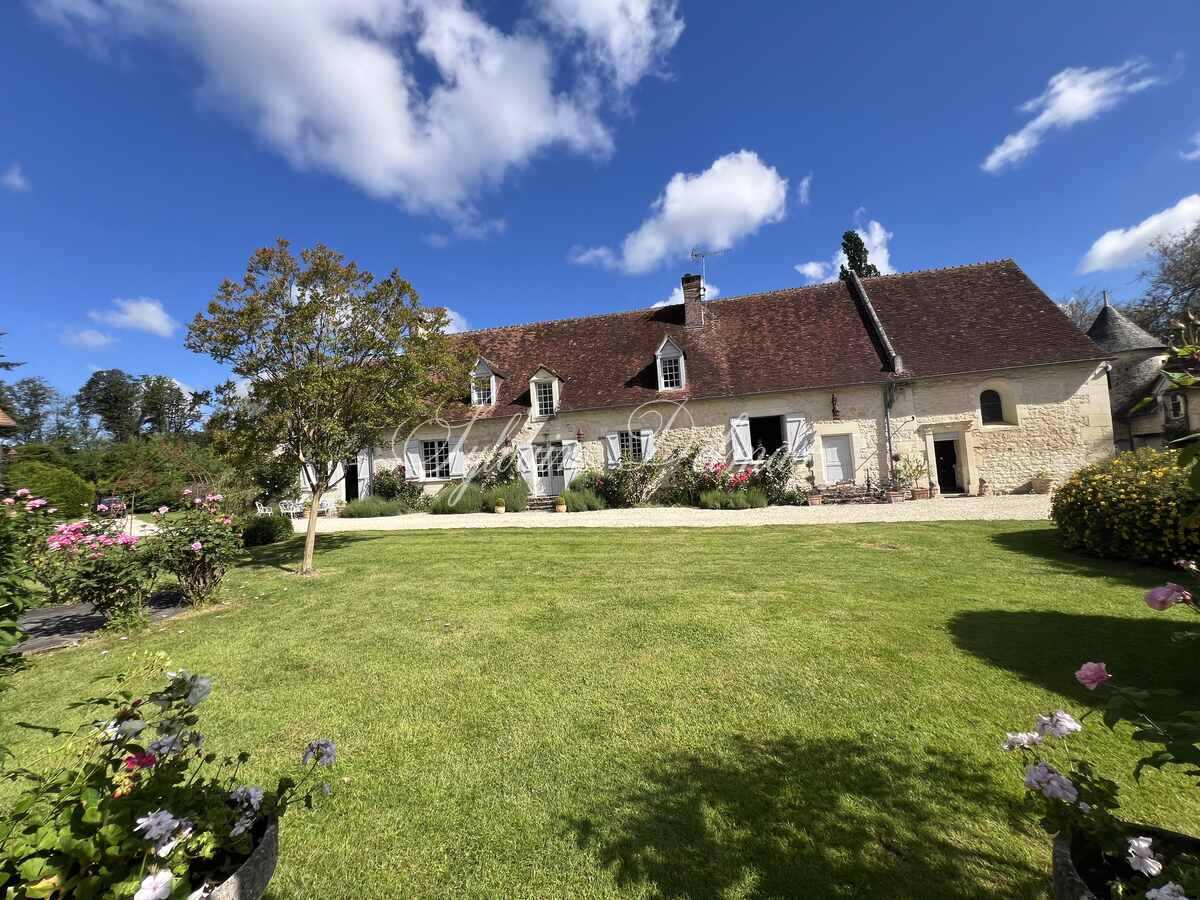 FABULEUX MANOIR DU XVème lieu d'événementiel et mariage