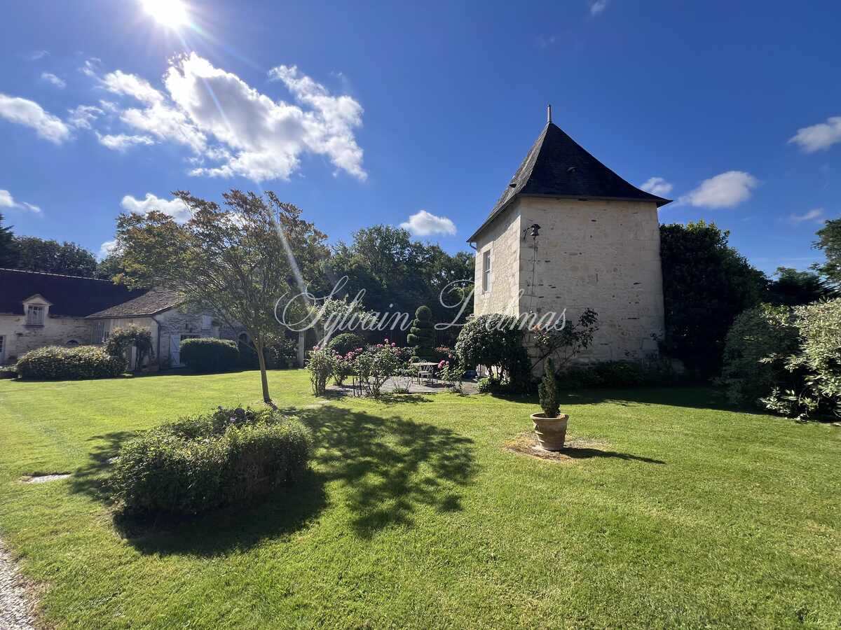 FABULEUX MANOIR DU XVème lieu d'événementiel et mariage
