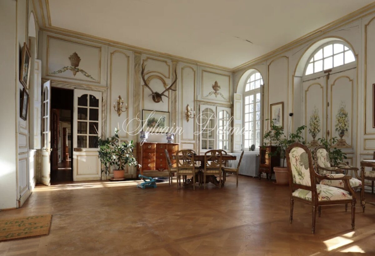 Château — CHATEAU HISTORIQUE DU XIVèmé DANS L'EURE ( 27)  3.450M