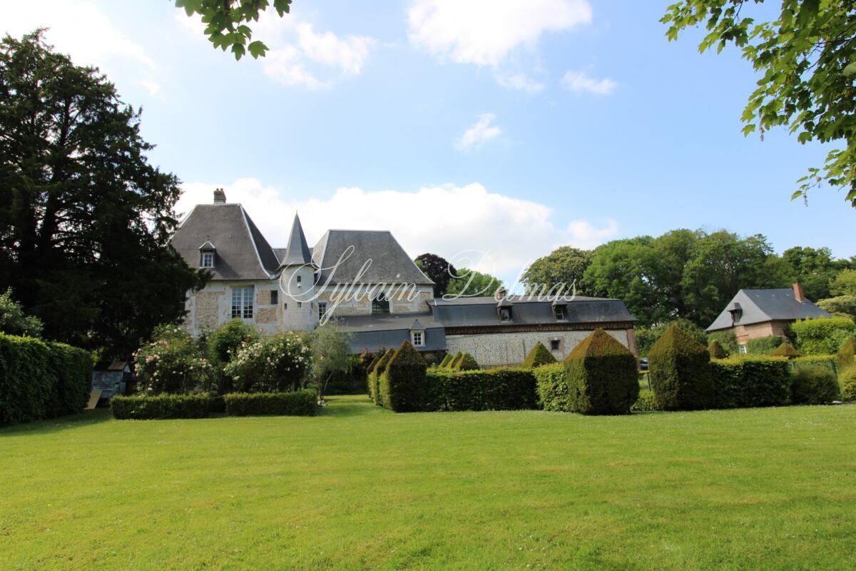 Château — CHATEAU HISTORIQUE DU XIVèmé DANS L'EURE ( 27) 3.450M