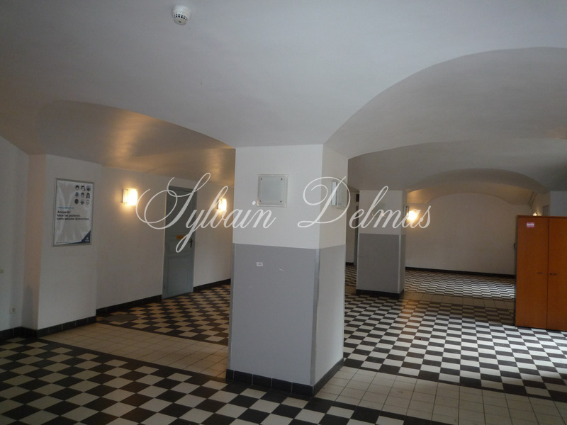 Château — EN REGION PARISIENNE CHATEAU de 4453 M2 IDEAL POUR PROJET HOTELIER
