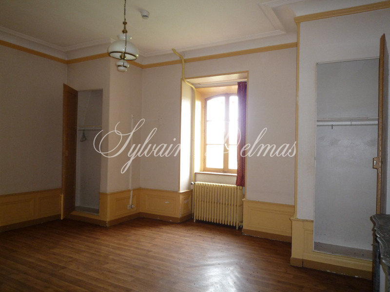 Château — EN REGION PARISIENNE CHATEAU de 4453 M2 IDEAL POUR PROJET HOTELIER