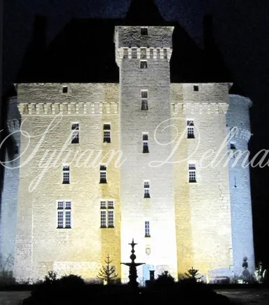 Château — FABULEUX CHATEAU DU XVème dans la CREUSE