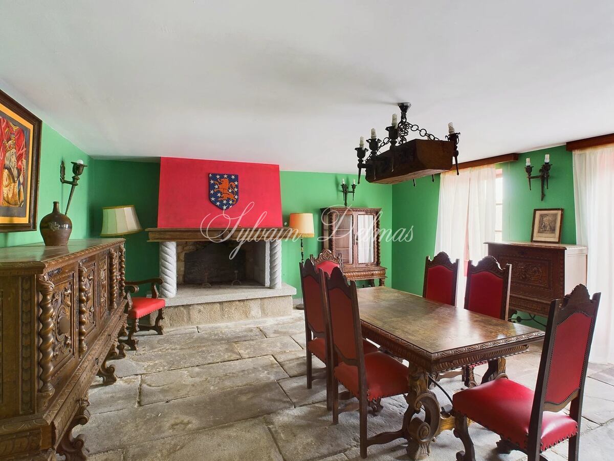 Château — FABULEUX CHATEAU DU XVème dans la CREUSE