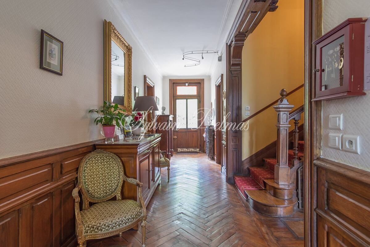 MANOIR PLEIN CENTRE D'AMBOISE avec un gros potentiel d'hébergements touristiques
