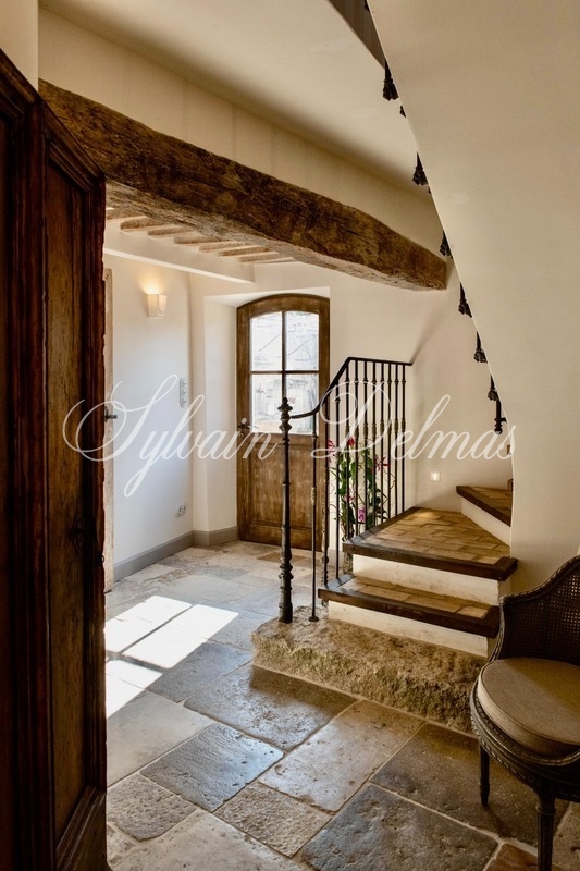 A vendre Mas 825 m² à OPPEDE