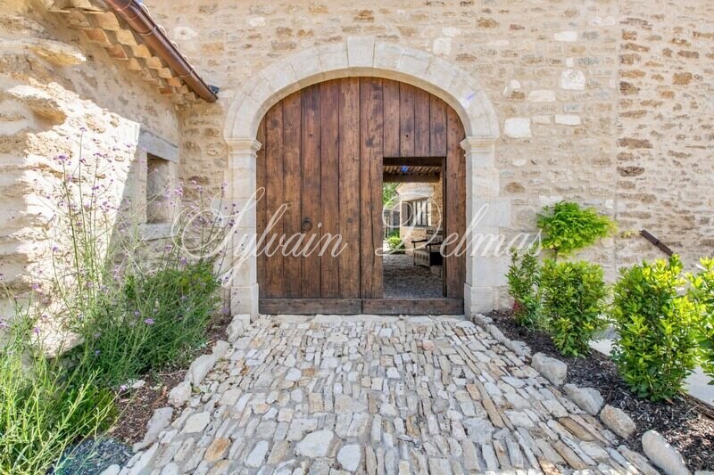 A vendre Mas 825 m² à OPPEDE