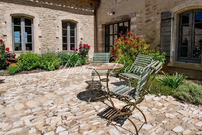 A vendre Mas 825 m² à OPPEDE