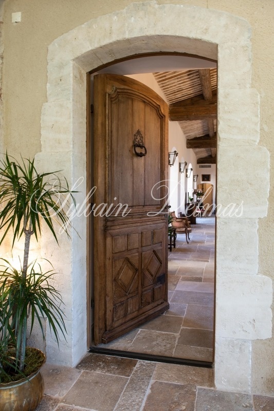 A vendre Mas 825 m² à OPPEDE