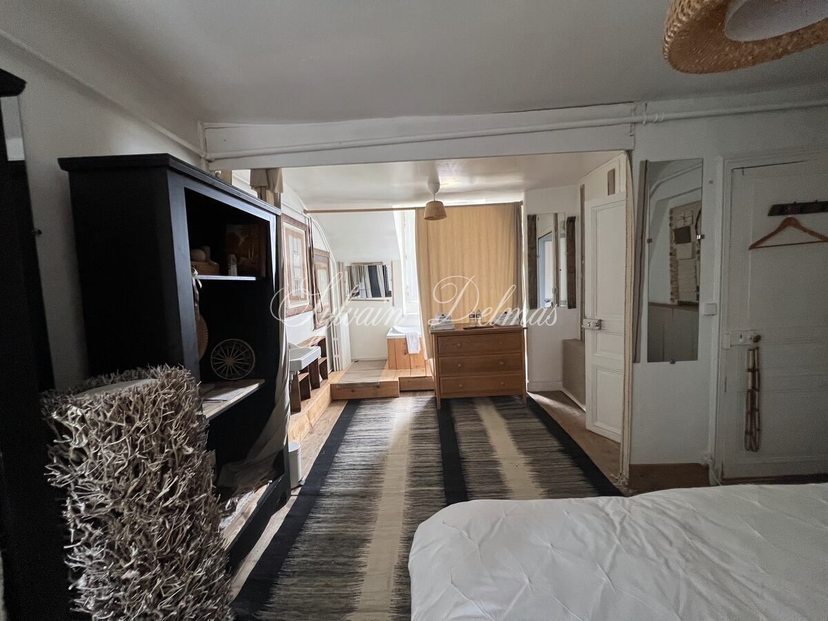 Manoir — A 1H50 de PARIS impressionnant ensemble immobilier du XV et XIXème