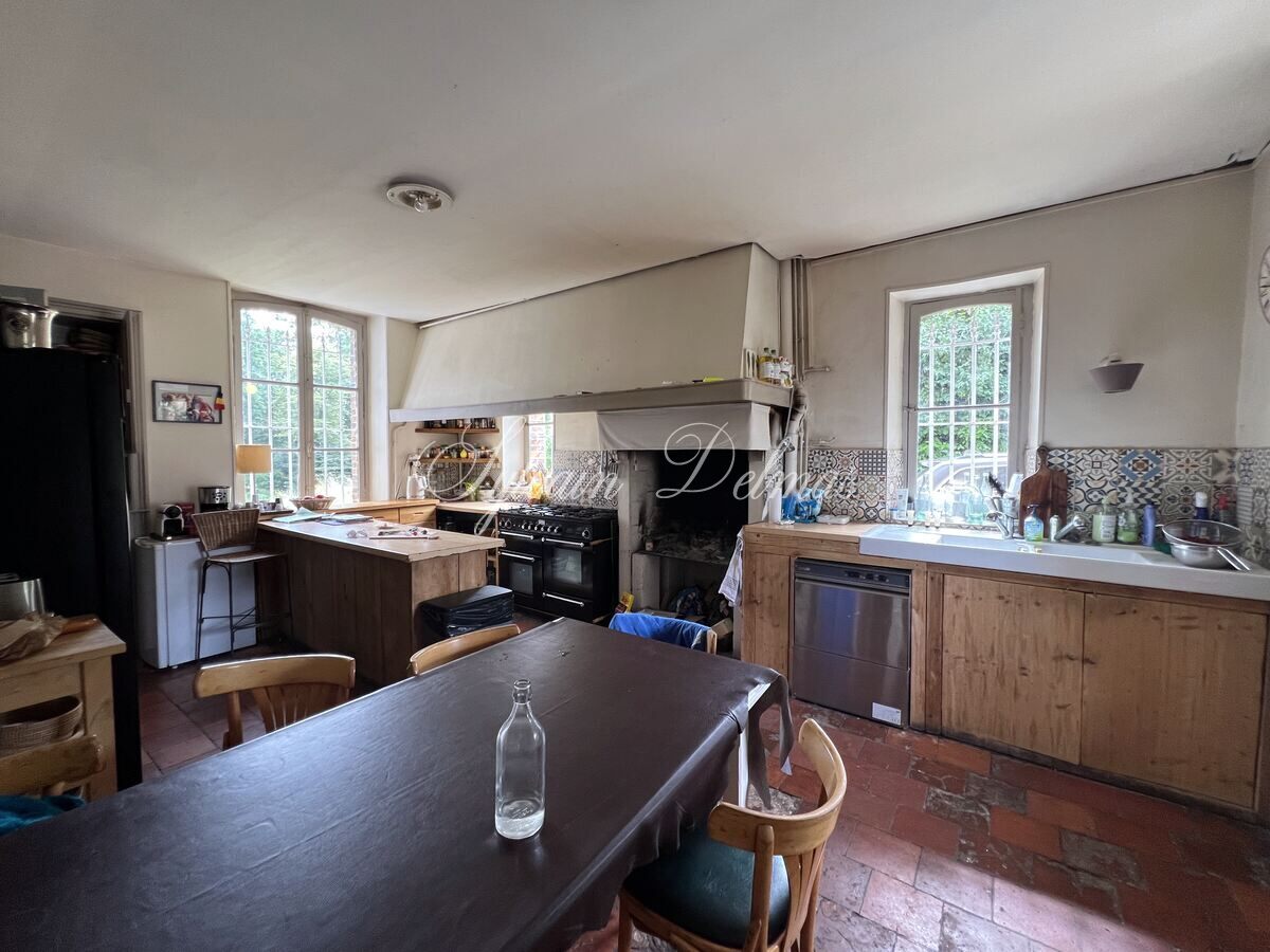 Manoir — A 1H50 de PARIS impressionnant ensemble immobilier du XV et XIXème